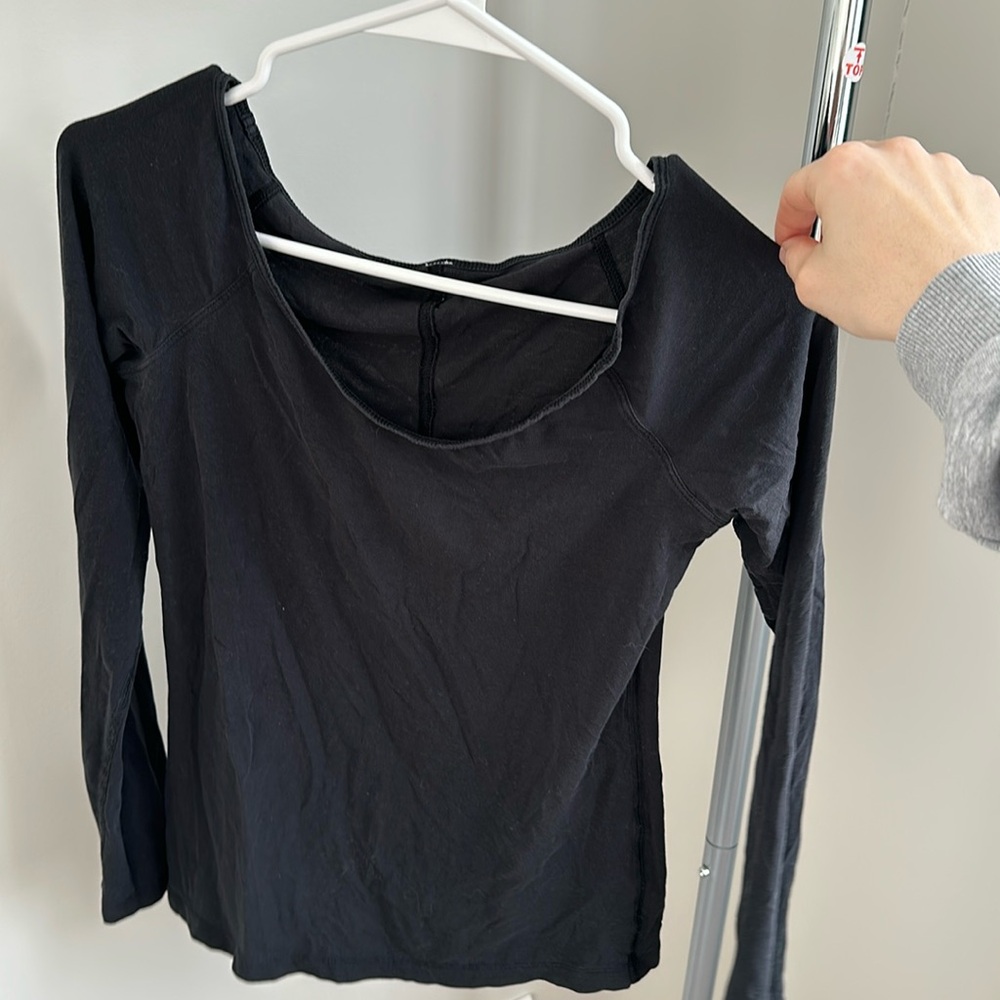 Lululemon off the shoulder top
